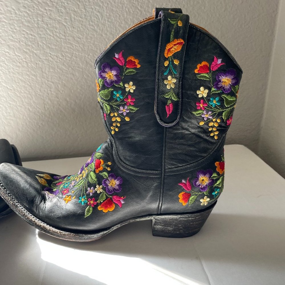 Old Gringo Sora Vesuvio Black